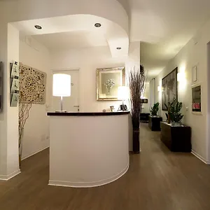 https://olympic-charme.it-romehotels.com